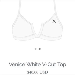 Boutine LA v-cut top